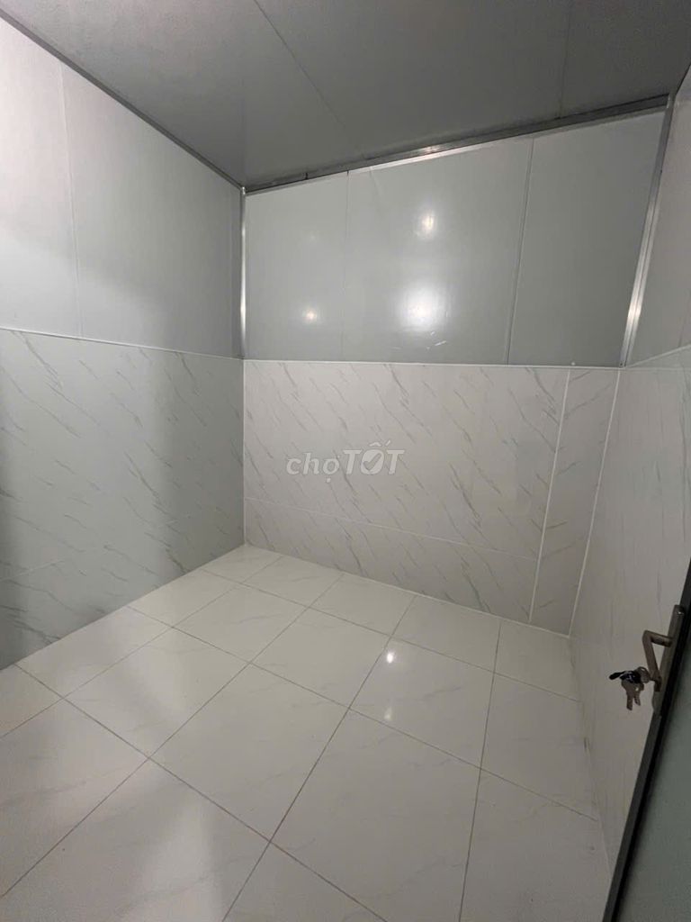 Rent the original house 80 meters.