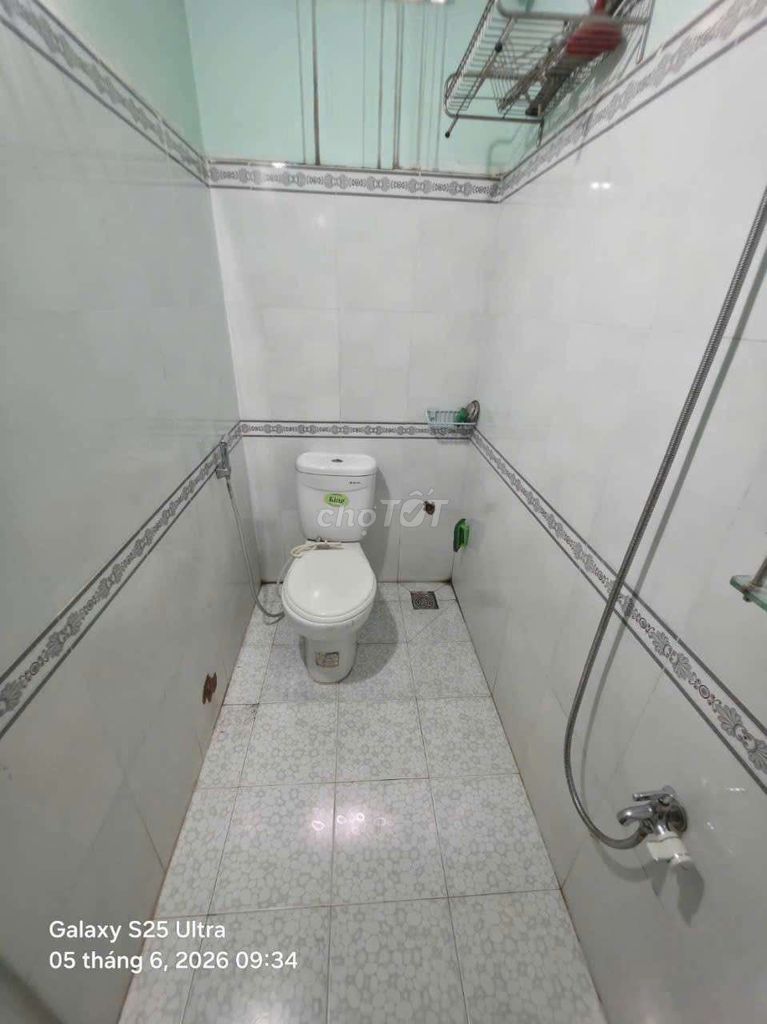 Rent the original four toilets.