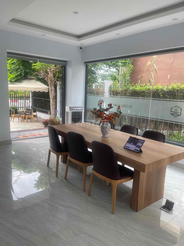 Let's rent La Maison De Cần Giờ.