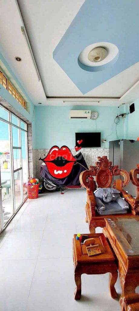 Rent a cash house.