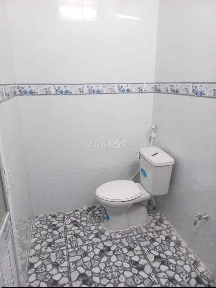 Rent: $4.5 million/50 million for renting down the 994/9th Street.