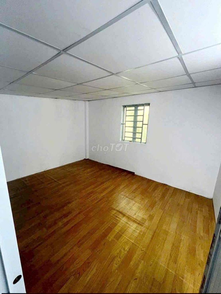 Rent: $4.5 million/50 million for renting down the 994/9th Street.