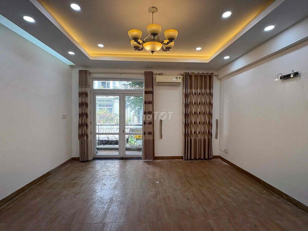 renting city hall F7 Gò Vấp