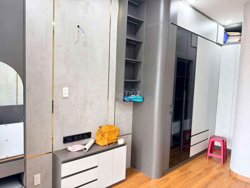 Rent the original house the full interior right Thống Nhất Gò Vấp