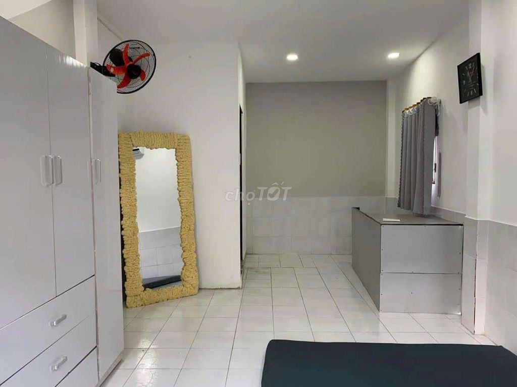 Two-story, two-story, bedroom 3 with the 15 QQ.Bình Thạnh.
