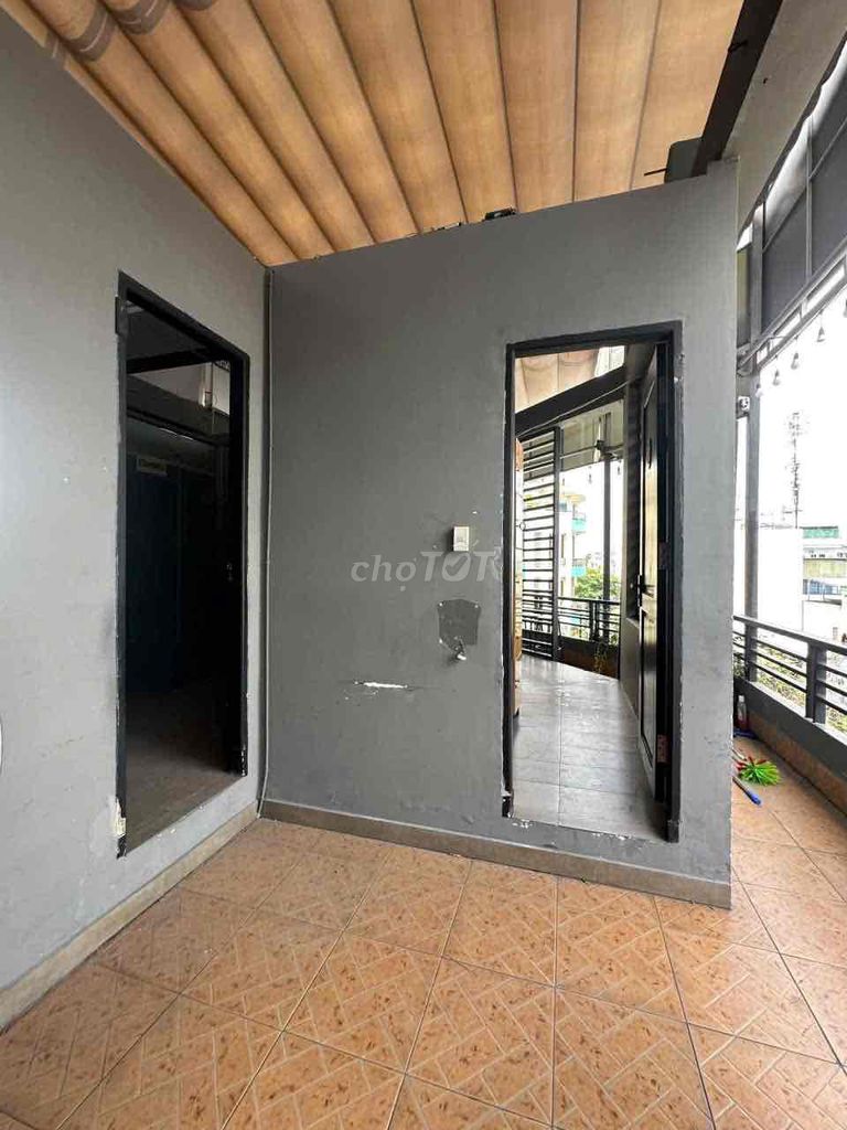 Rent a two-sided Trương Vĩnh Ký root house