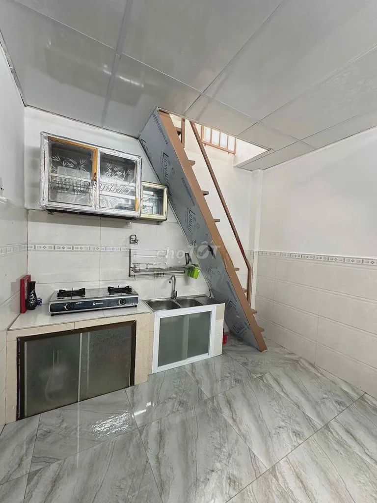 The original building is for the alleys of cmt8,730 11, 3 areas 3 x 5 meters, 2 cheap toilets.
