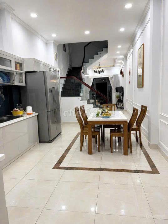 Rent an 89/46 Nguyễn Hồng Đào alleyhouse, Tân Bình - full interior