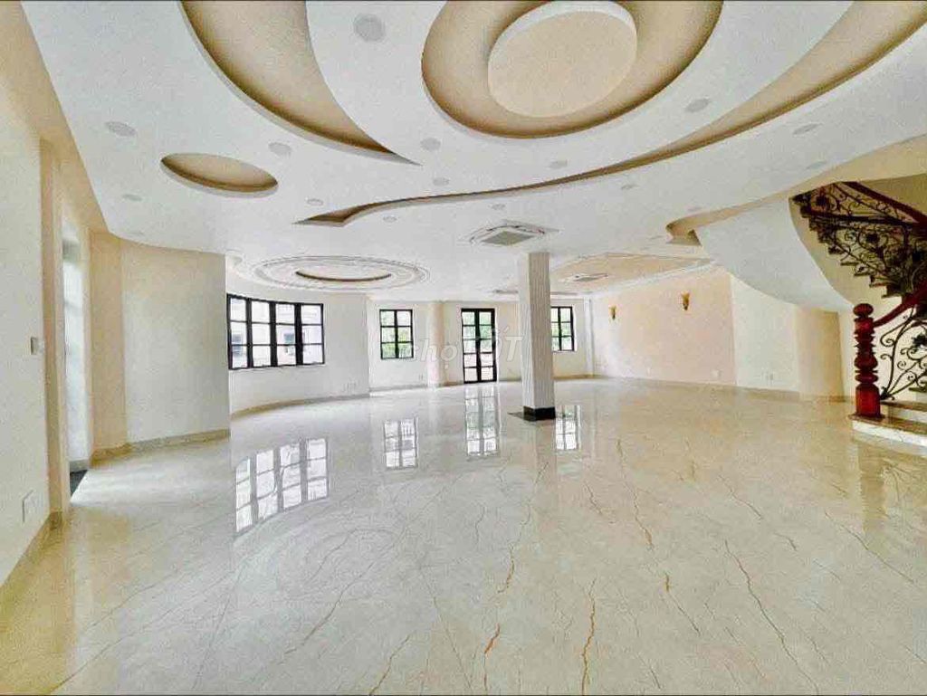 Rent a 2-sided corner 10 x 20 –land park-hills Gò Vấp