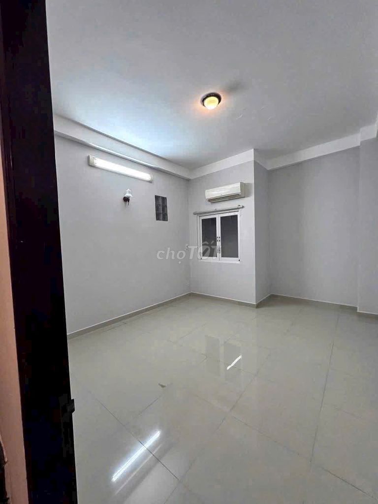 Need to rent 136 A Trương Công Định-714 QTân Bình