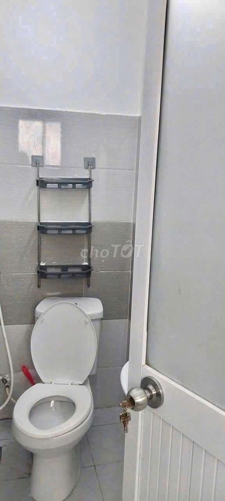 Rent a house. One floor. Two bedrooms. Trần Xuân Soạn.