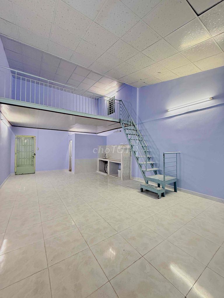 Rent the house empty at Tân Sơn 70m2 super wide