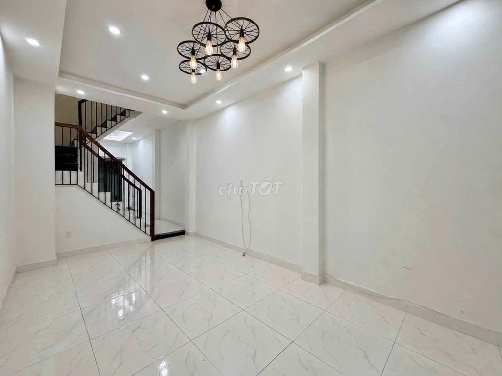 Need to rent a house. 844 A Tân Kỳ Tân Quý P.Bình Hưng Hòa Q.Bình Tân.