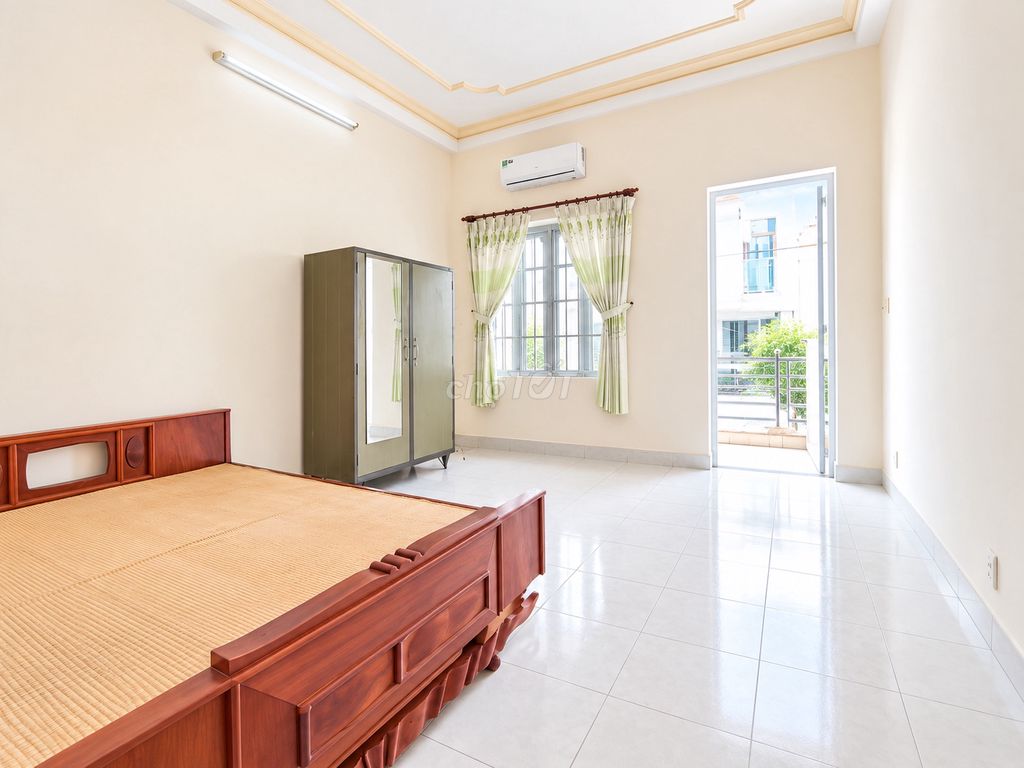 Rent an internal cash house near Lotte Republic K300 430 m2 26 million