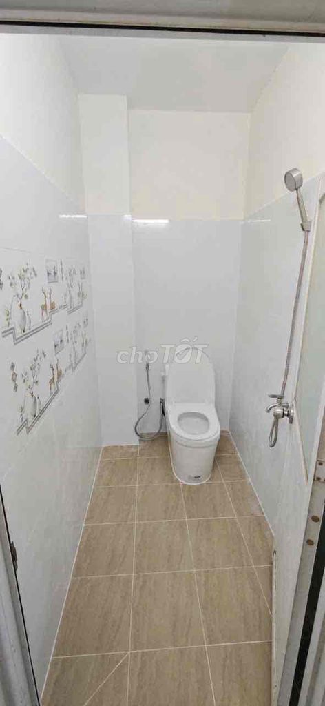 Rent on Lê Trọng Tấn.2 x 15 meters, 2 new bathrooms.
