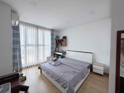 To rent Hưng Phát Silver Star apartment 2 bedroom 2 full interior room 11.5 million
