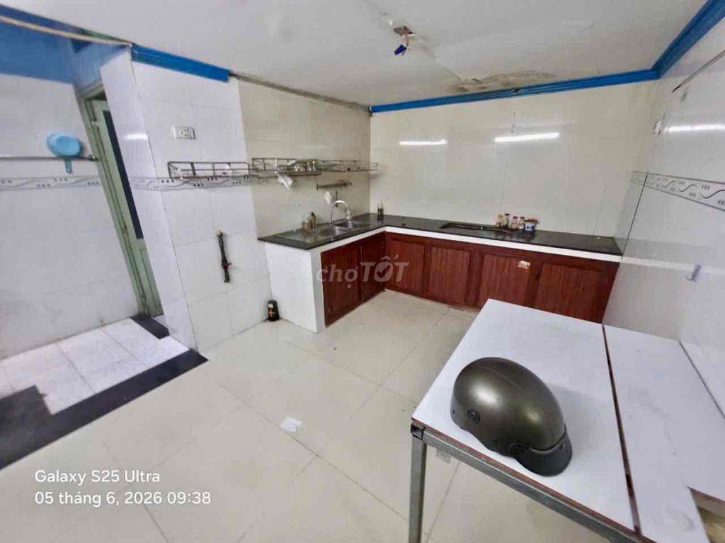 4 x16 meters 1 .8 feet plus 1 floor (4 bedroom 2 toilets) 1/ Tân Hương. Tân Phú