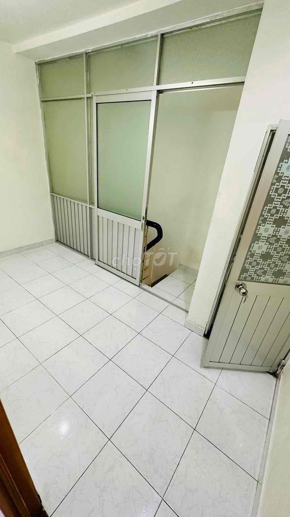 Rent the original Phan Văn Trị, 070 10, Gò Vấp - 9 million a month