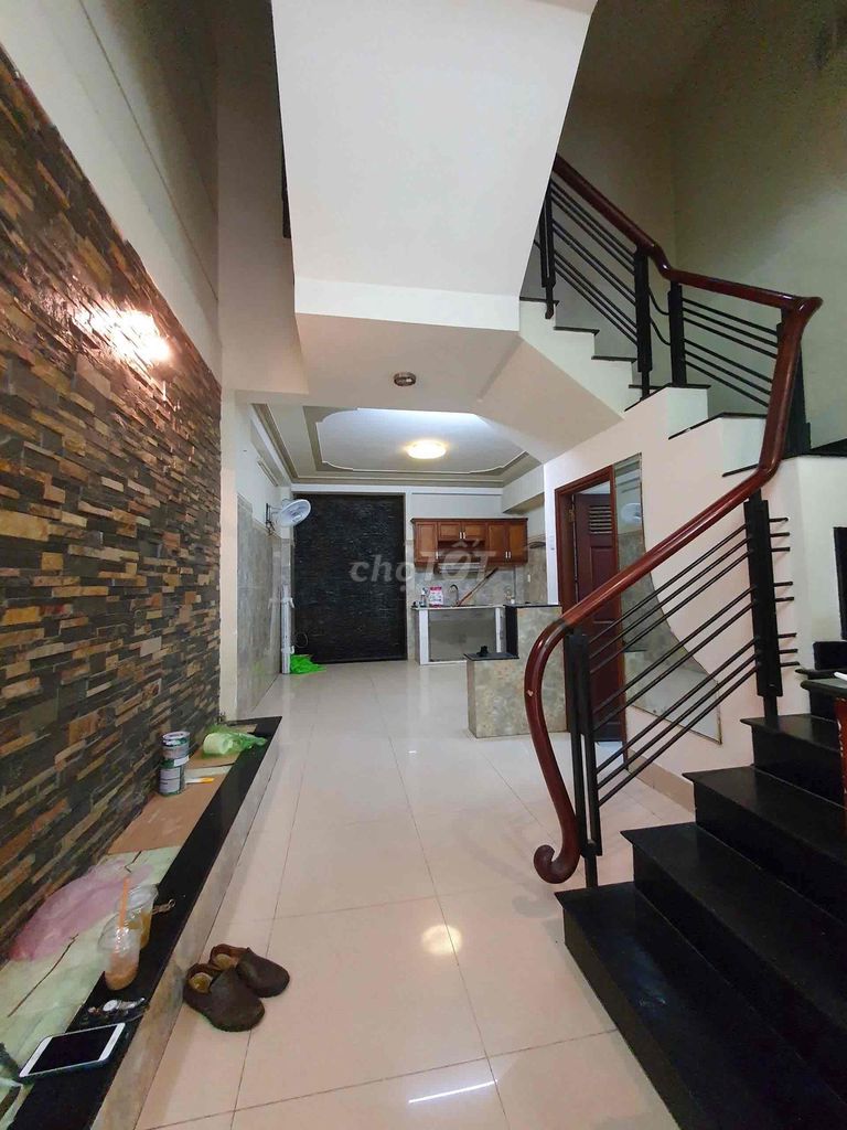 Renting Lê Liễu Tân Phú Front House near Eion Mall 4 x 16-3 floors-18 million