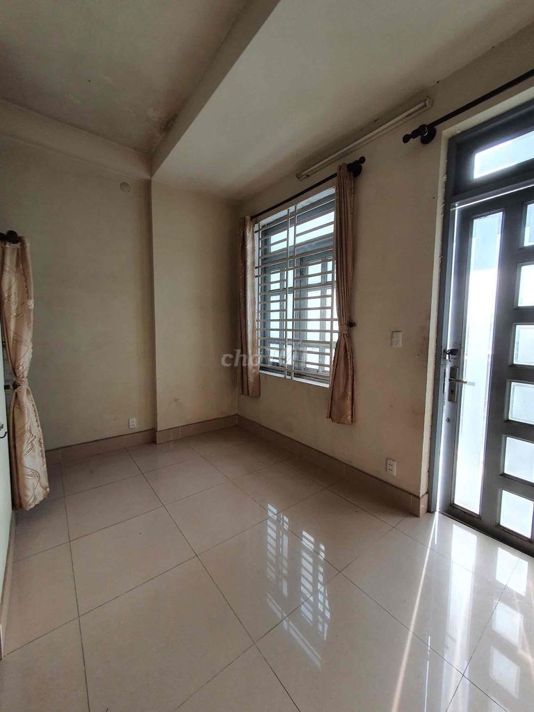 Renting Lê Liễu Tân Phú Front House near Eion Mall 4 x 16-3 floors-18 million