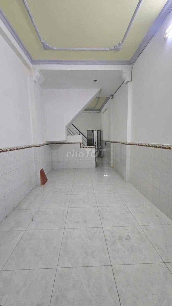 House 1 .1 .2th floor 2 bedroom 3.5 x18 m car lane 793 Trần Xuân Soạn