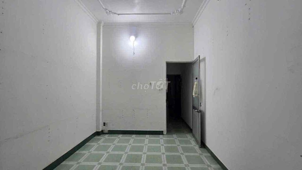 House 1 .1 .2th floor 2 bedroom 3.5 x18 m car lane 793 Trần Xuân Soạn