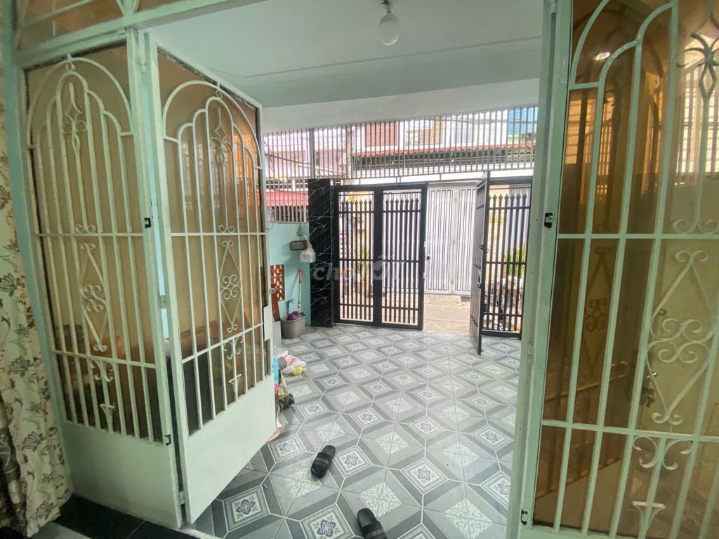 Rent a nice new house down TTN 06 Police District 12.