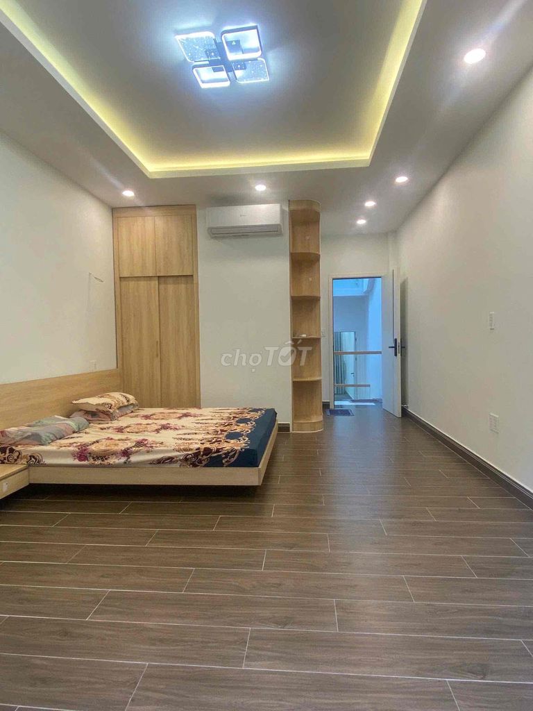 The beautiful new home in the 69th alley/ Phan Huy Ích P. New Mountain