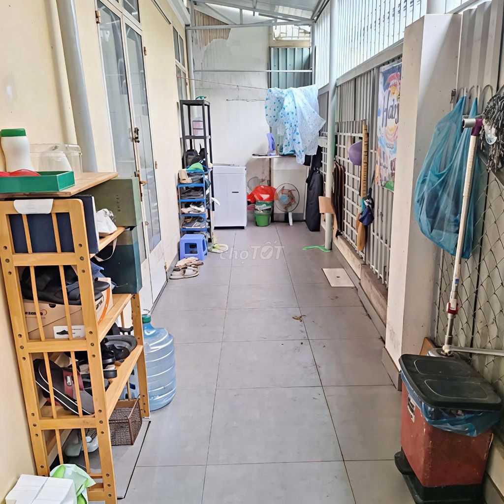3 bedroom 3 toilets - 48 Hiệp Bình Chánh street - across from the Verstamalll area