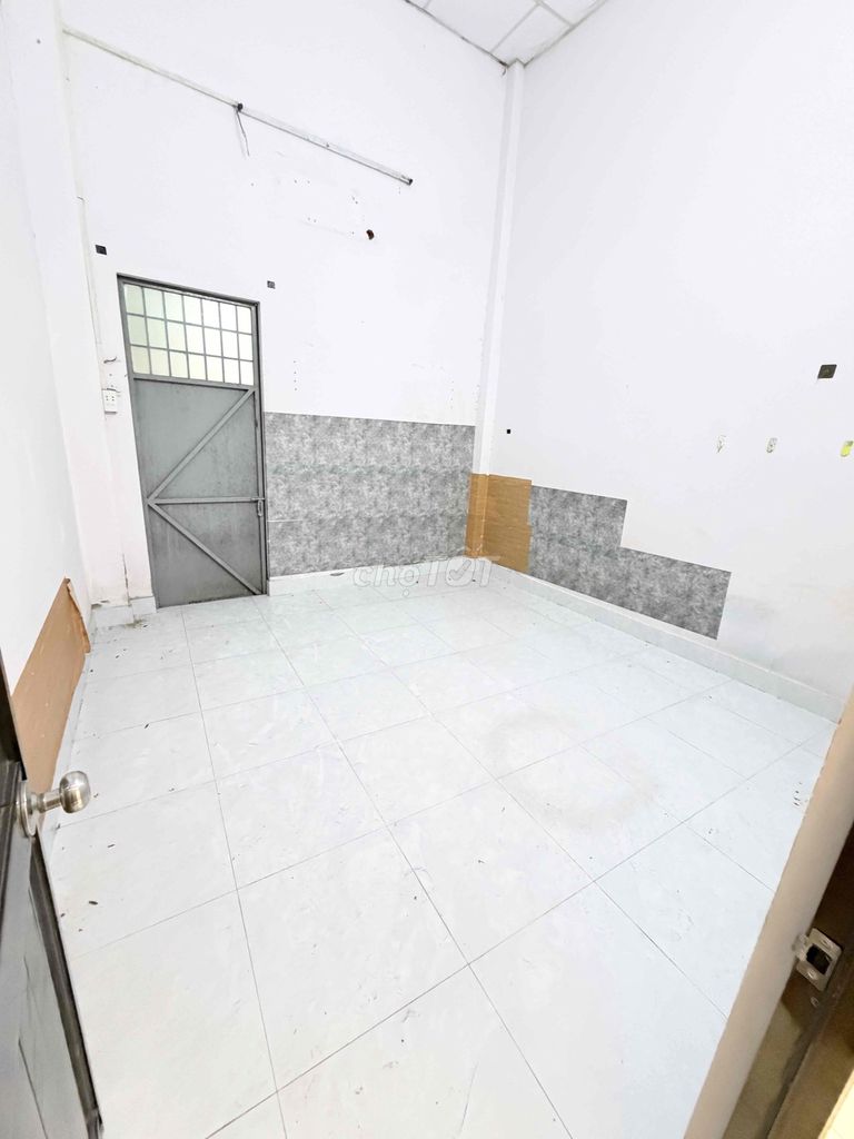 House 1/ Tên Lửa. level 4: 4.2 x16 meters (a bathroom bedroom) 3 meters down. Bình Tân