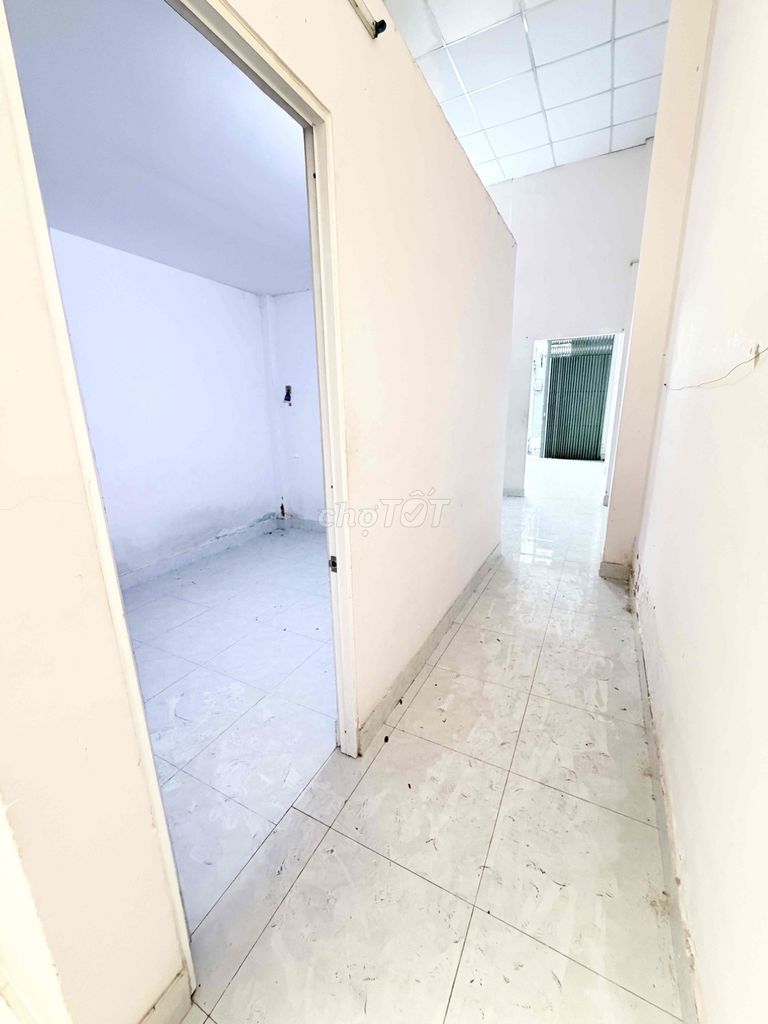 House 1/ Tên Lửa. level 4: 4.2 x16 meters (a bathroom bedroom) 3 meters down. Bình Tân