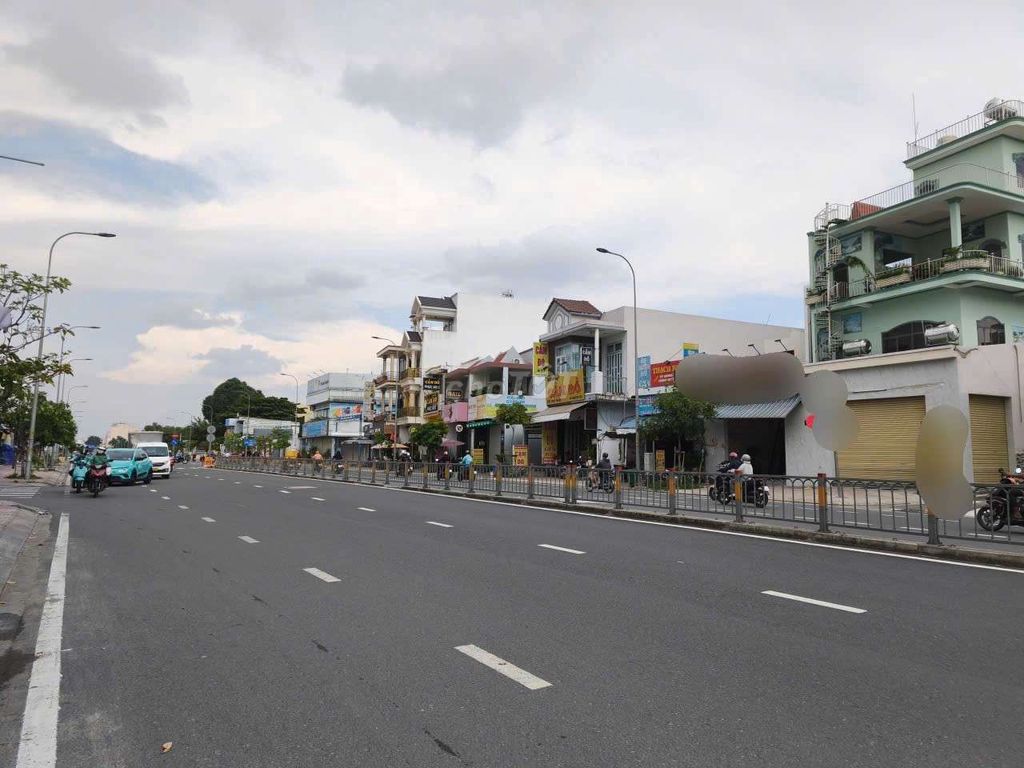 Rent the villa mi Ni 288 M2 in front of aeon Tân Phú