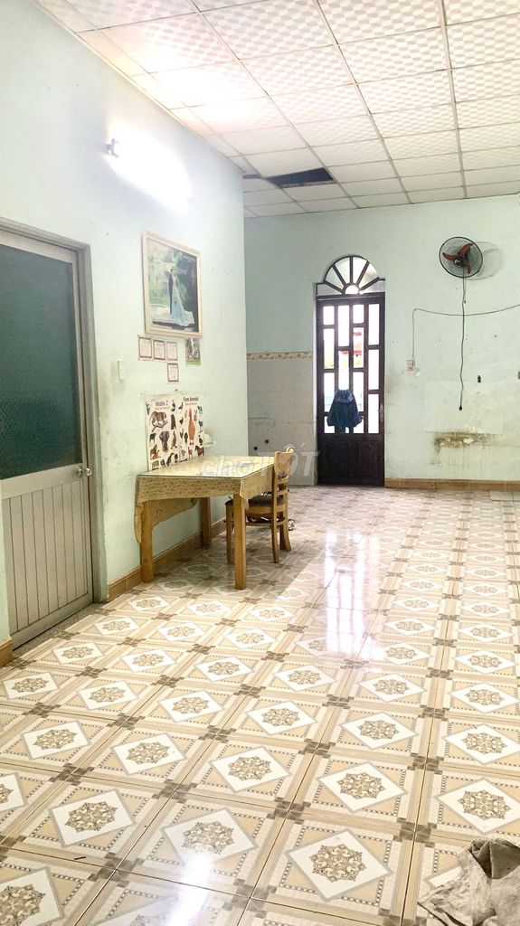 Rent the original house 200 M2 - full, generous, super-blowing