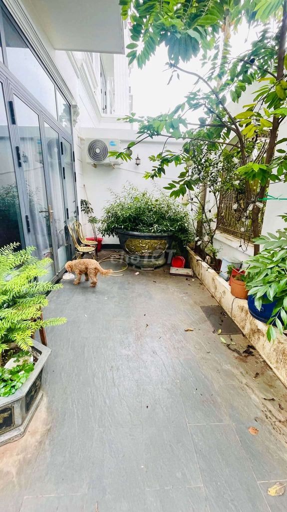 Super pretty villa - virgin, wide-five-room courtyard