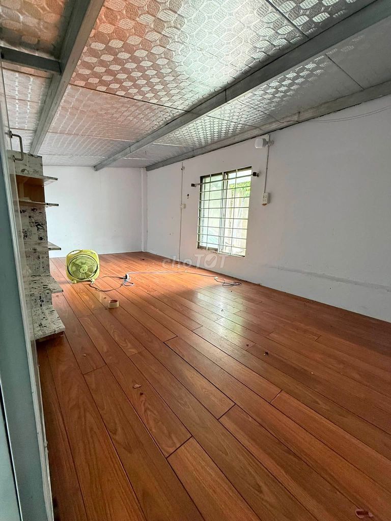 Rent a 1 st. 1 st. 1 st. 1 số 8 t. Long, 2 bedrooms one near Thủ Đức million