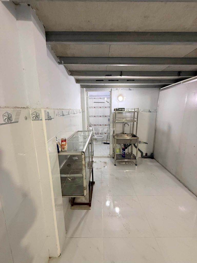 Rent a 1 st. 1 st. 1 st. 1 số 8 t. Long, 2 bedrooms one near Thủ Đức million
