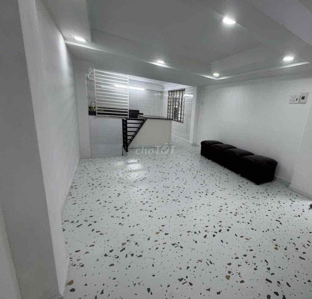 Rent the main apartment-- Cộng Hoà, Tân Bình.