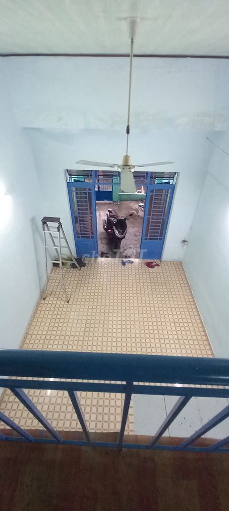 Rent the entire Đặng Thúc Vịnh alley, Hóc Môn for 4 T/month