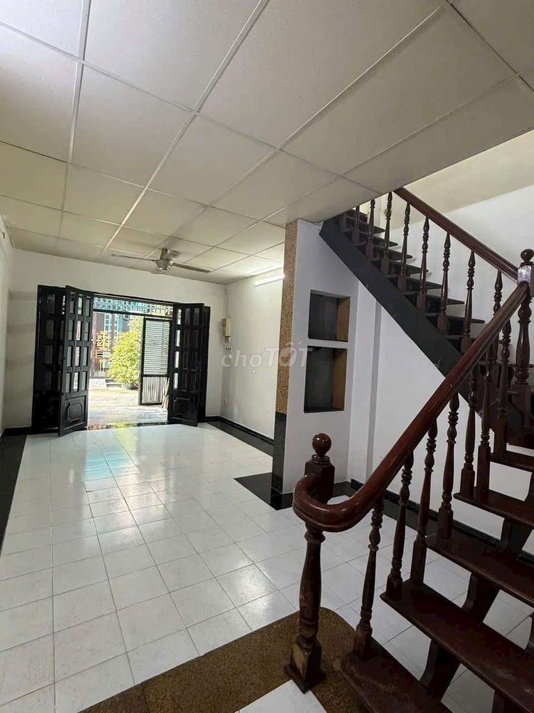 House 4*15 ground floor car f16 is extremely cheap