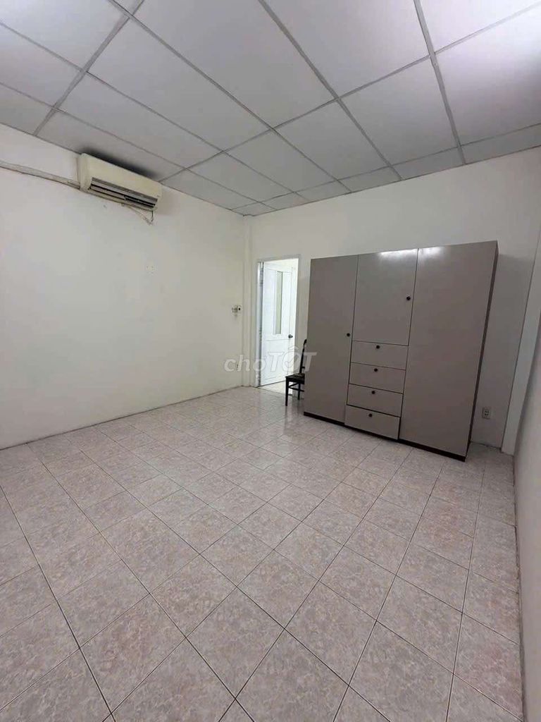 House 4*15 ground floor car f16 is extremely cheap