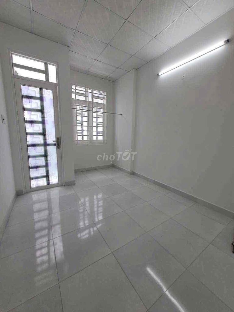 Rent the entire Huỳnh Tấn Phát-Nhà Bè alley