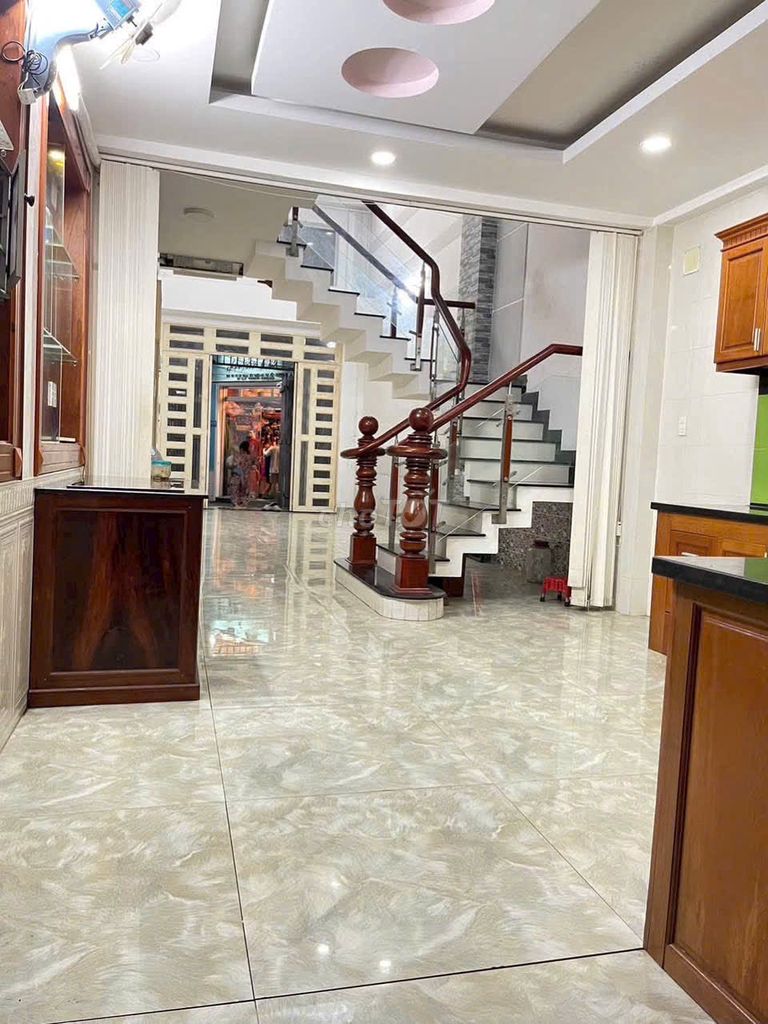 Rent the original apartment - 6m through - Phạm Văn Chiêu,730 9, Gò Vấp