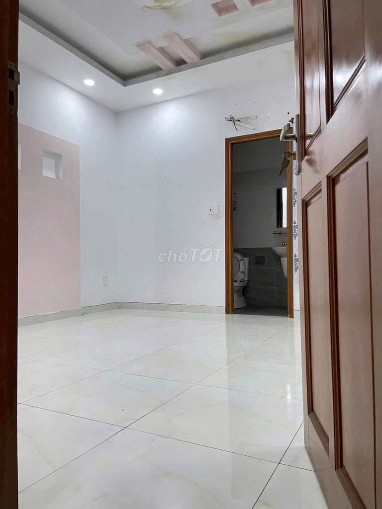 Rent the original apartment - 6m through - Phạm Văn Chiêu,730 9, Gò Vấp