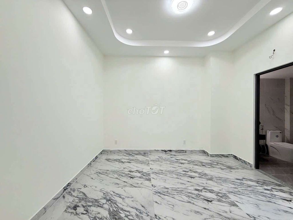 Rent two floors of Nguyễn Thượng Hiền 3 bedrooms -1 - footed hill