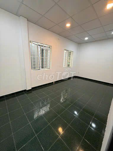 Rent house 5 x 20 meters 2 floors right on the Bình Quới Bar Bridge-- 13.5 million.