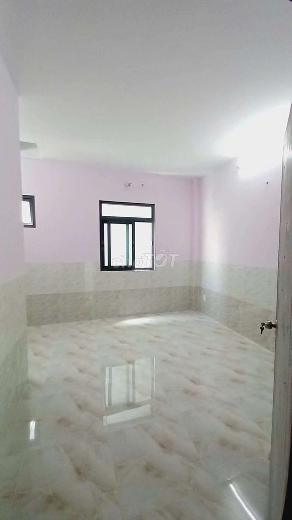 Rent a new house - Nguyễn Phúc Chu - Tân Bình - 15 million - 3 bedroom - car park