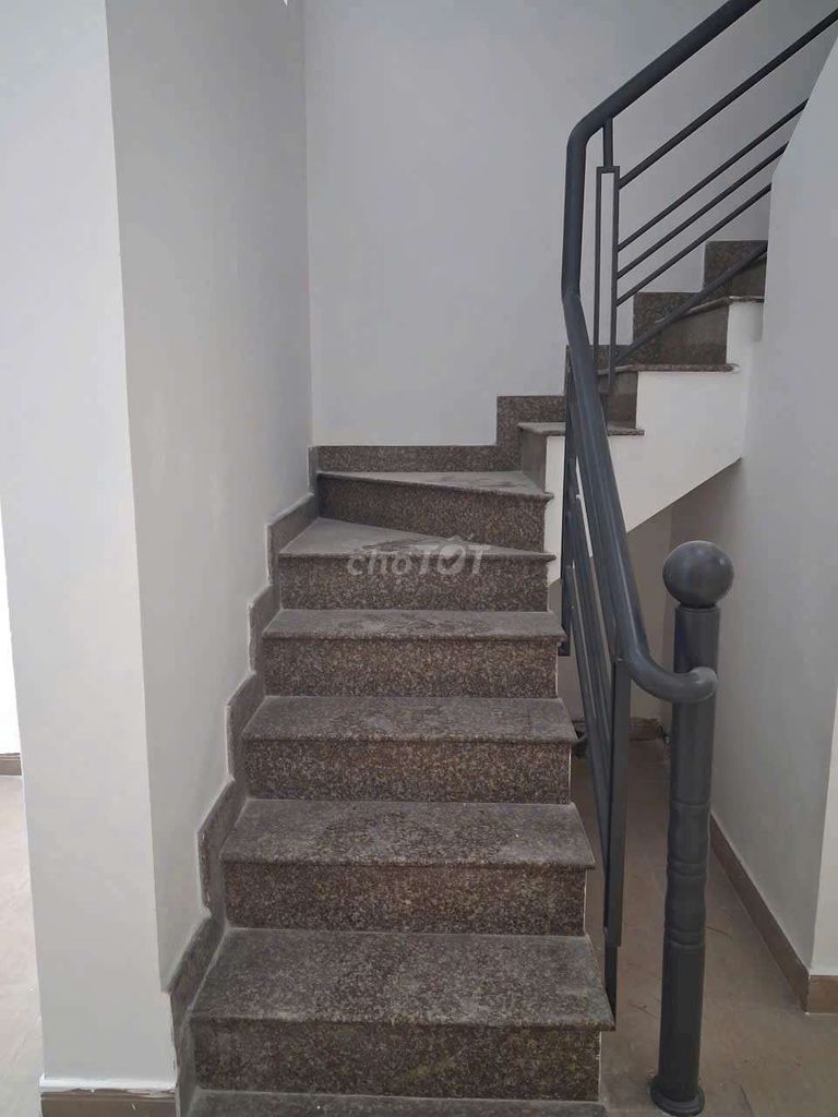 Rents - Chiến Lược - Bình Trị Đông - 10.5 trieu - 3 bedroom - 4 stories