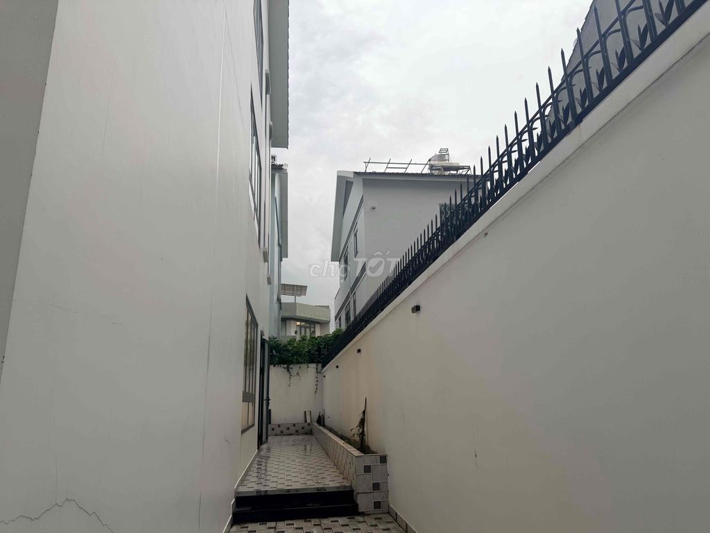 Rent the new mansion to complete close to The Global City-Jun-Kong