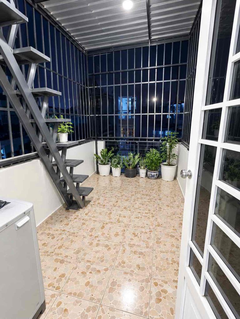 Rent an alley 463 b August Revolution near Viettel tower