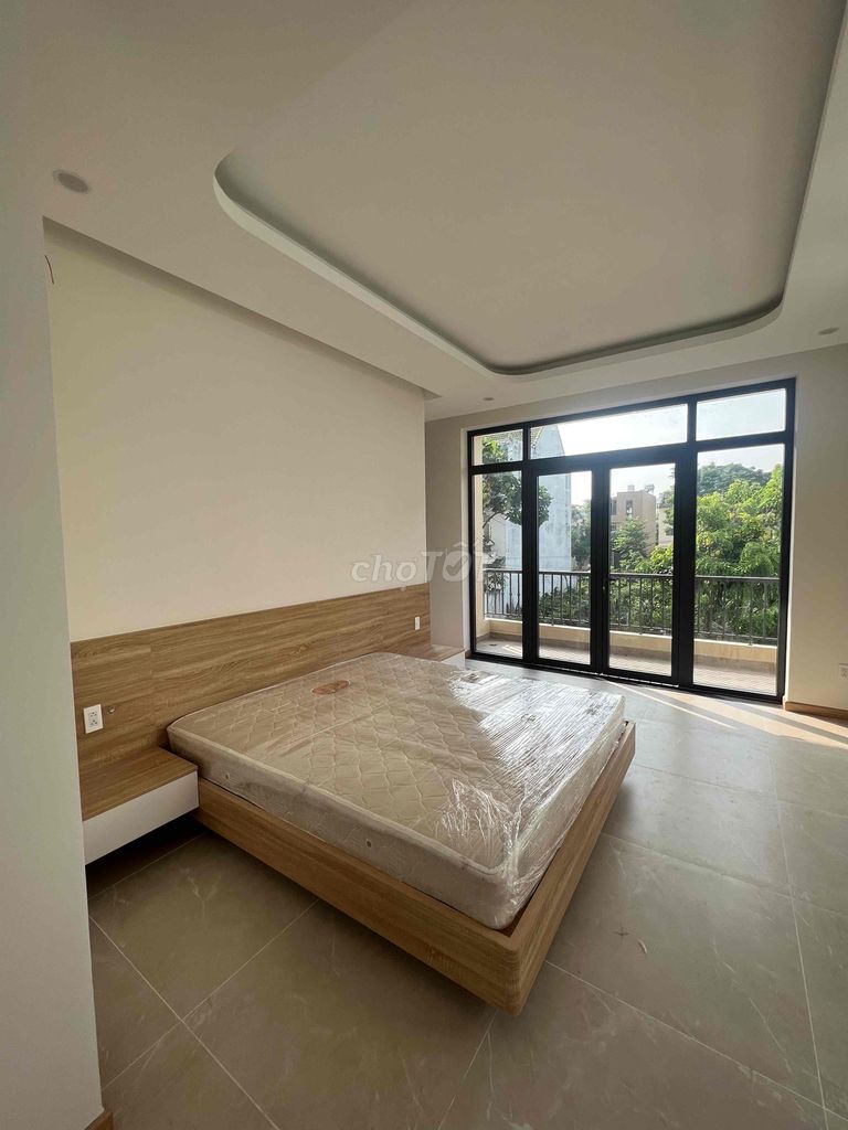 Rent the Kadc Liên Phường District 9 near Global City for 35 million a month.